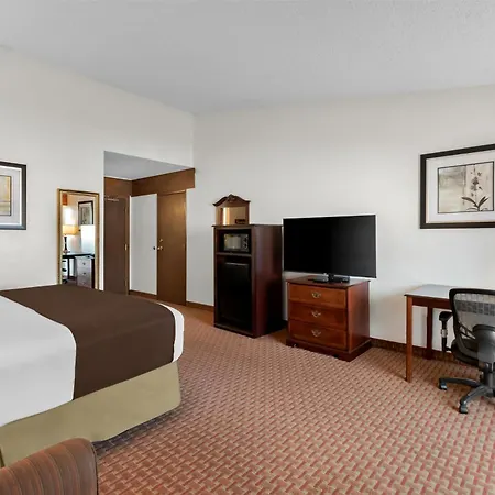 Best Western Chieftain Inn-3